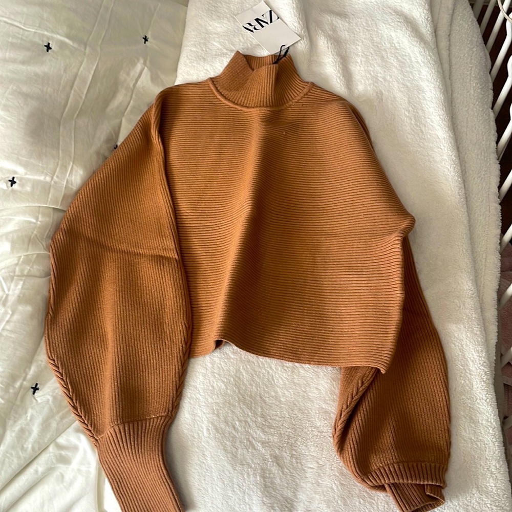 Zara camel sweater 🍂